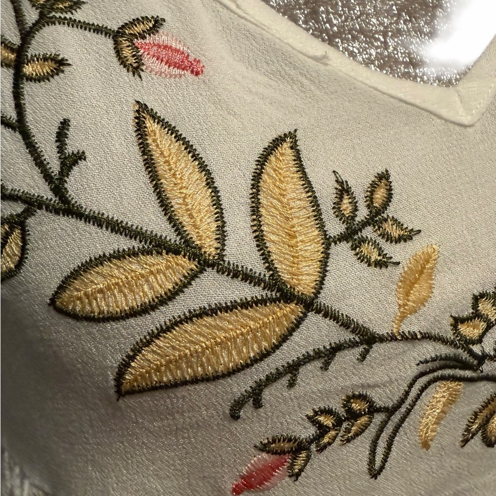 Vici Cream Floral Embroidered Blouse Boho Babydoll
shirt Womens - Picture 2 of 5